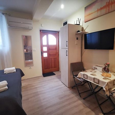 Meressa Nina&Leo Studio Apartments Novigrad Istria Exterior foto