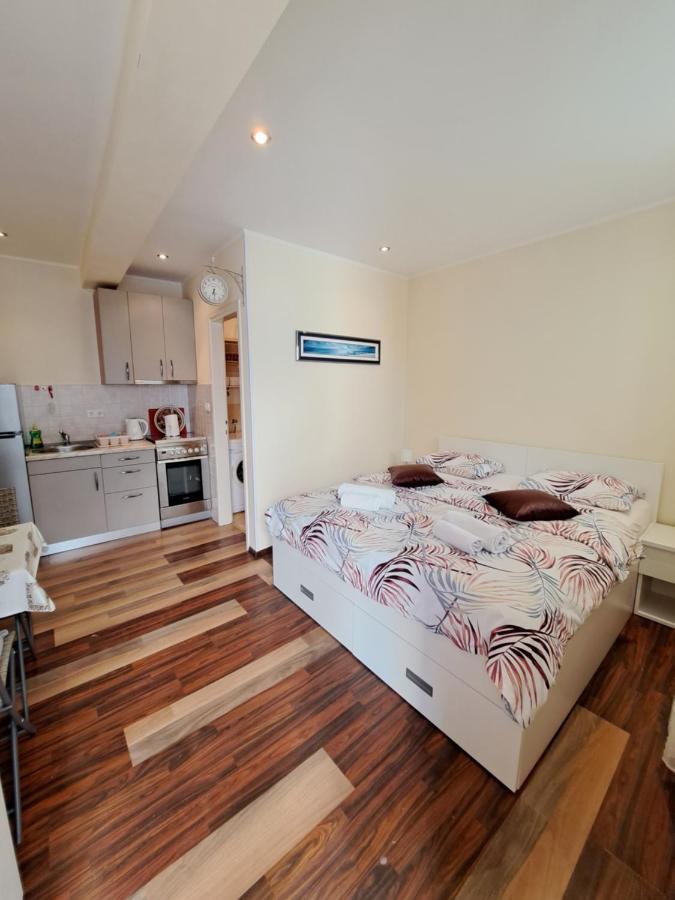 Meressa Nina&Leo Studio Apartments Novigrad Istria Exterior foto