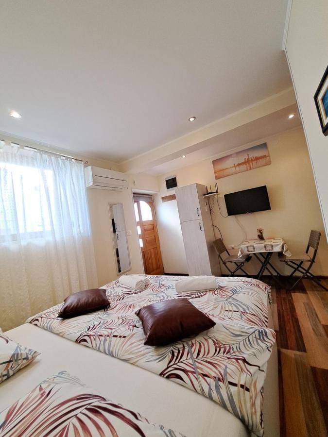 Meressa Nina&Leo Studio Apartments Novigrad Istria Exterior foto