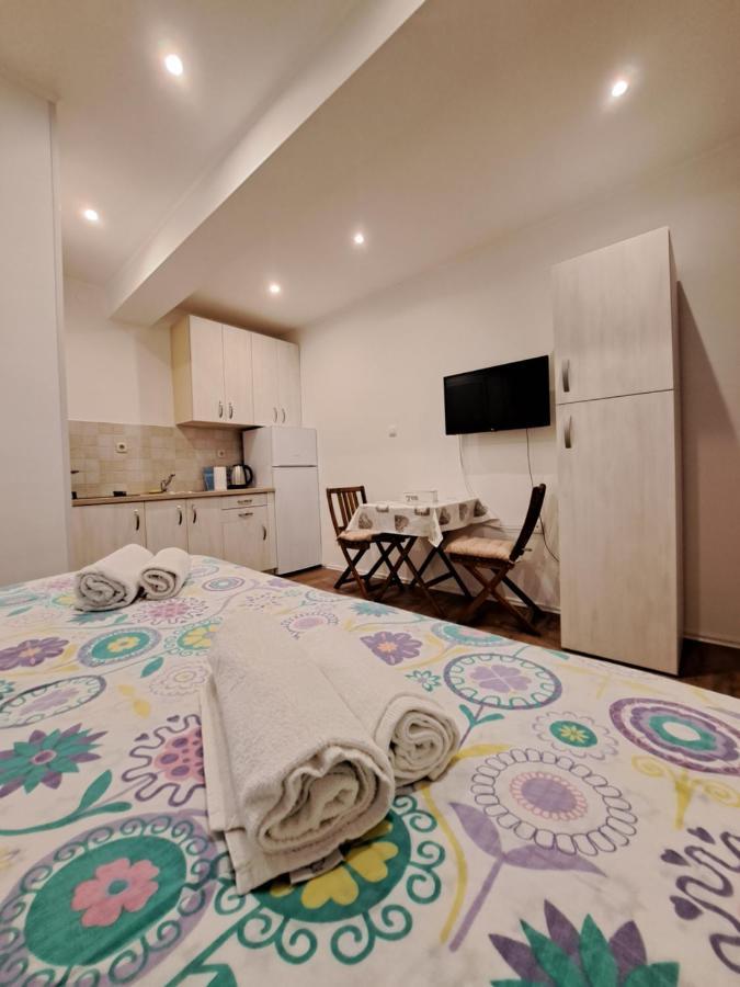 Meressa Nina&Leo Studio Apartments Novigrad Istria Exterior foto