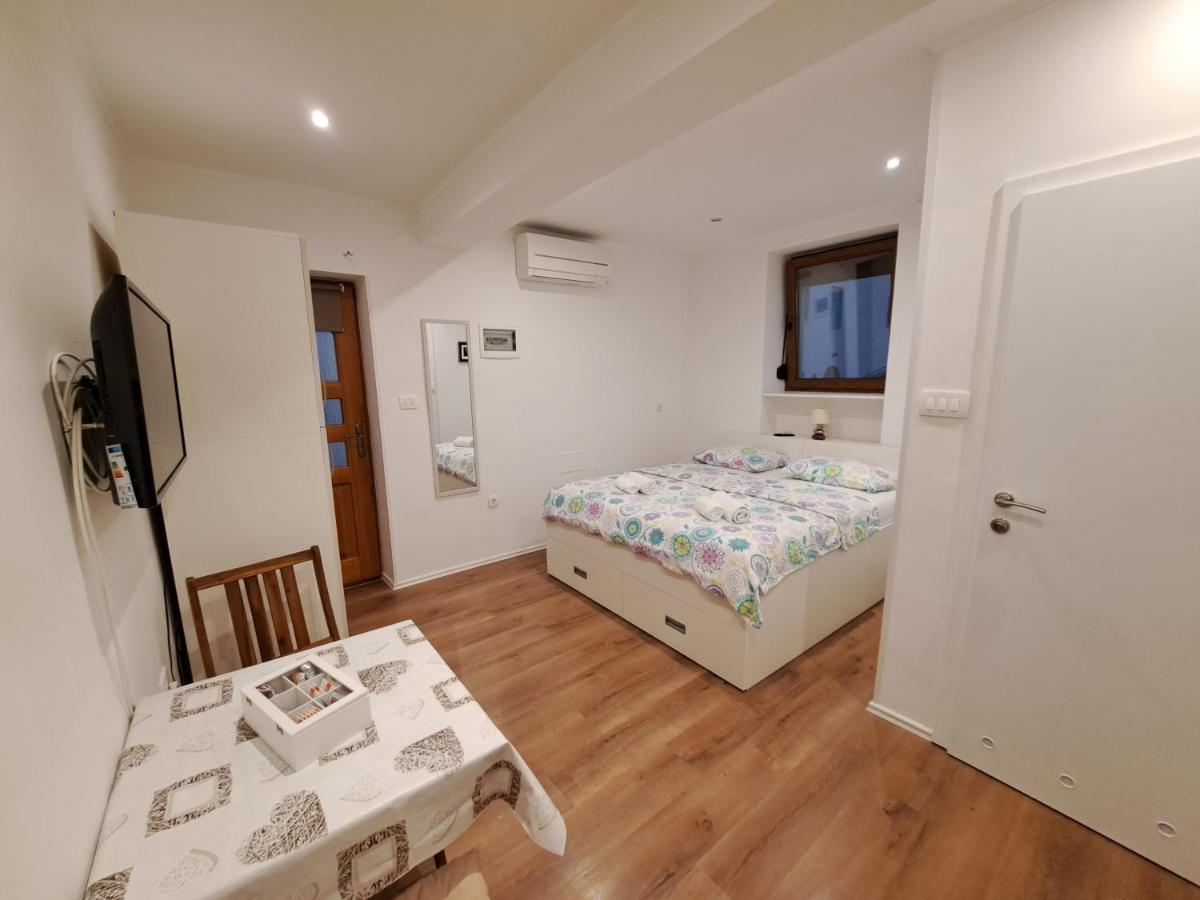 Meressa Nina&Leo Studio Apartments Novigrad Istria Exterior foto