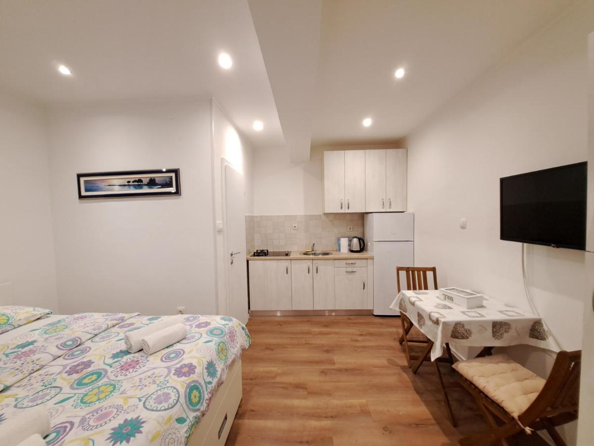Meressa Nina&Leo Studio Apartments Novigrad Istria Exterior foto