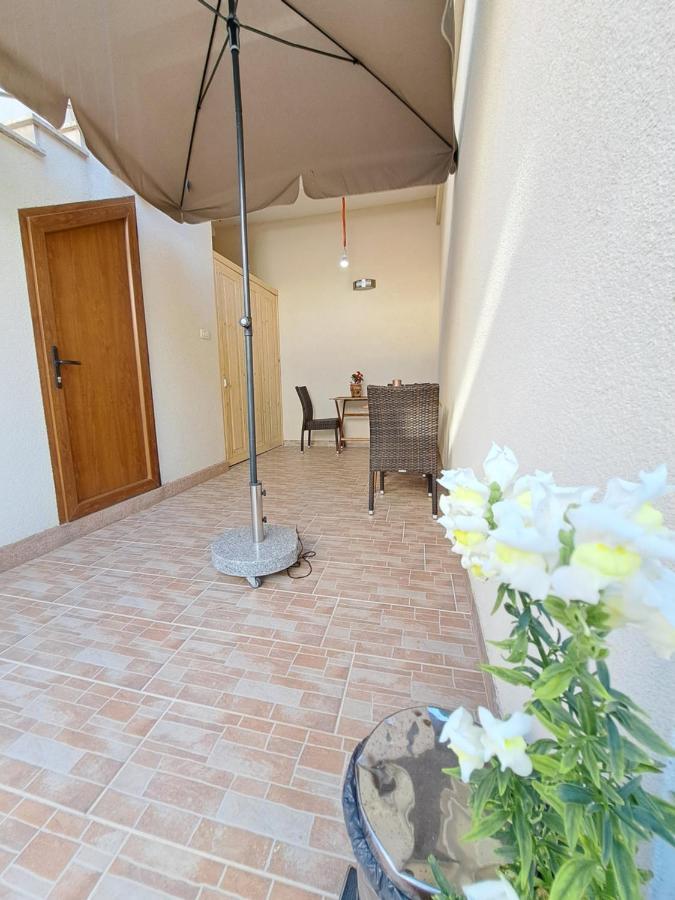 Meressa Nina&Leo Studio Apartments Novigrad Istria Exterior foto