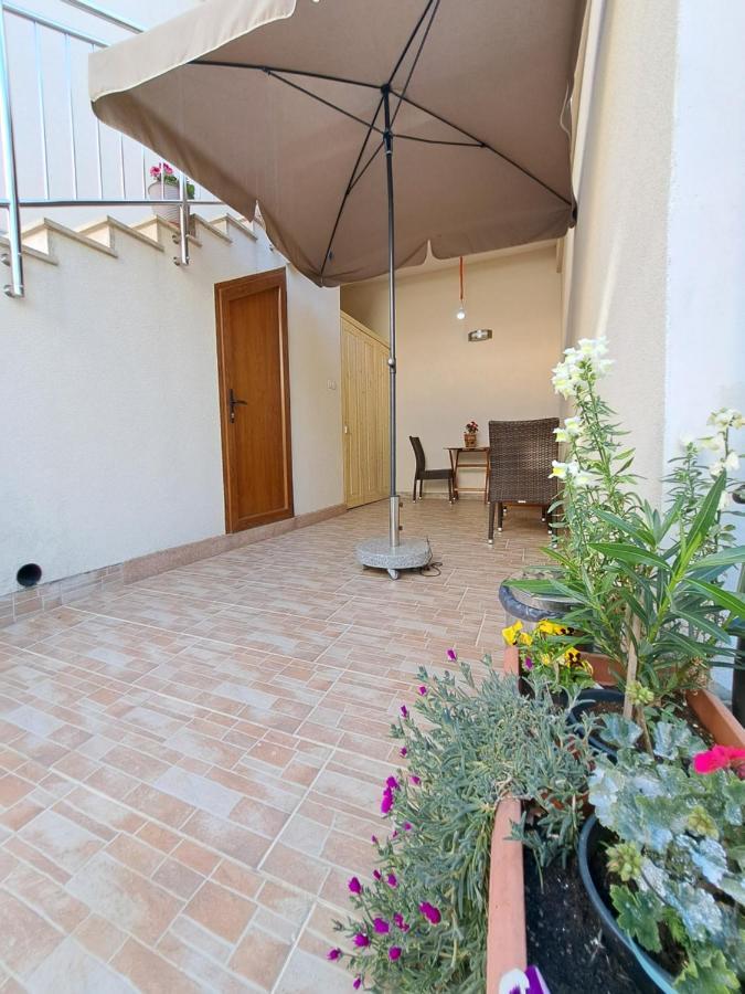 Meressa Nina&Leo Studio Apartments Novigrad Istria Exterior foto